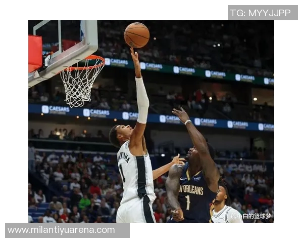 管子煜突破防守连过两人上篮被文班帽封盖精彩瞬间回顾 管子煜突破防守连过两人上篮被文班帽封盖精彩瞬间回顾