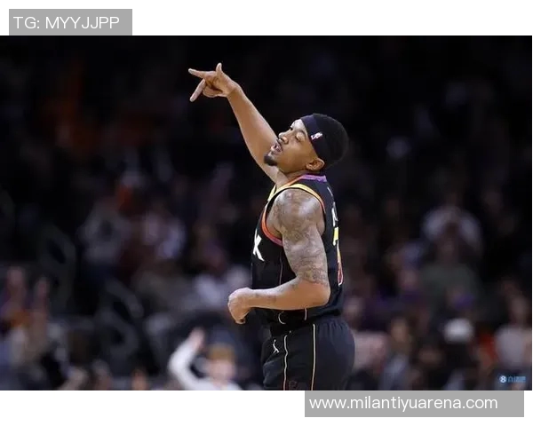 比尔首场比赛表现出色9投6中贡献12分2篮板1抢断1盖帽正负值5展现实力 比尔首场比赛表现出色9投6中贡献12分2篮板1抢断1盖帽正负值5展现实力