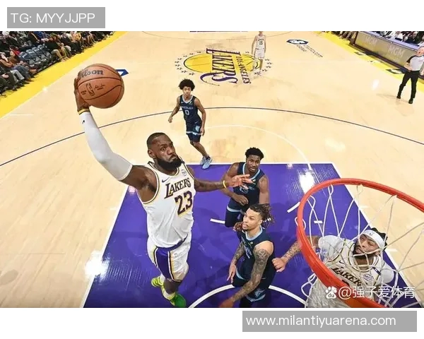 湖人本赛季对阵灰熊全胜三场成功实现横扫成就